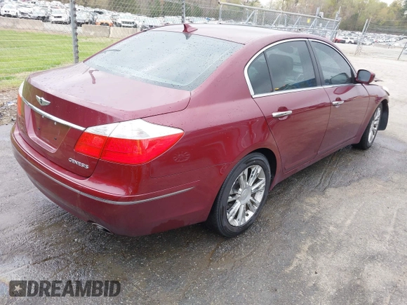 2009 Hyundai Genesis with VIN KMHGC46E49U017983, listed as a IAAI auction lot 41943695 with 106,832 mi miles. Bid and sale history available at carsss.com. Image 4.