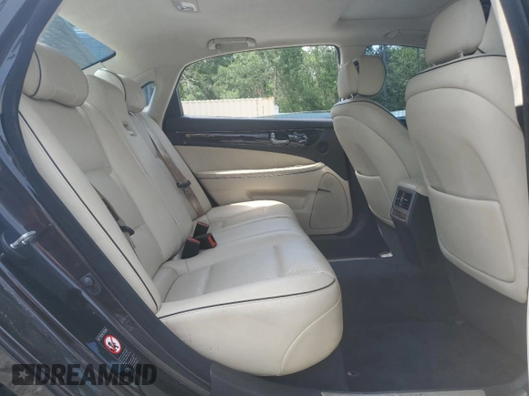 2014 Hyundai Equus Signature with VIN KMHGH4JH4EU074679, listed as a Copart auction lot 56581505 with 118,846 mi miles and Salvage title. Bid and sale history available at DreamBid. Image 10.