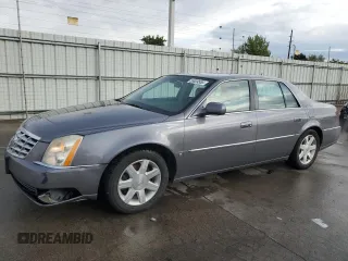 2007 Cadillac DTS Luxury I z VIN 1G6KD57Y77U109230, wystawiony jako Copart lot #55639555 z przebiegiem 255 112 mil mil oraz Szkoda całkowita • Salvage title. Historia ofert i sprzedaży dostępna na DreamBid. Obrazek 1.