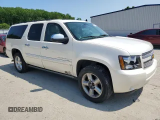 2008 Chevrolet Suburban LTZ with VIN 1GNFK16388R213823, listed as a Copart auction lot 57807615 with 329,193 mi miles and Clean title. Bid and sale history available at DreamBid. Image 4.