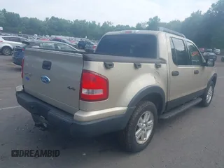 2007 Ford Explorer Sport Trac XLT with VIN 1FMEU51K27UB05919, listed as a IAAI auction lot 42834496 with 270,904 mi miles and . Bid and sale history available at DreamBid. Image 4.