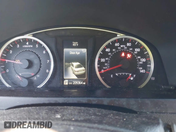 2015 Toyota Camry XLE with VIN 4T1BF1FK1FU099964, listed as a IAAI auction lot 41211645 with 209,364 mi miles and . Bid and sale history available at DreamBid. Image 7.