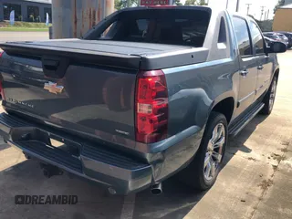 2008 Chevrolet Avalanche LTZ with VIN 3GNFK12368G179855, listed as a Copart auction lot 74753294 with 236,884 mi miles and Clean Title. Bid and sale history available at carsss.com. Image 4.