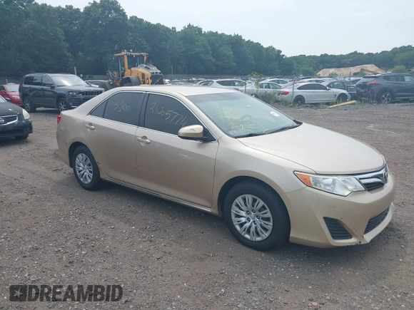 2012 Toyota Camry L z VIN 4T4BF1FK2CR173135, wystawiony jako IAAI lot #40028950 z przebiegiem 240 668 mil mil oraz . Historia ofert i sprzedaży dostępna na DreamBid. Obrazek 1.