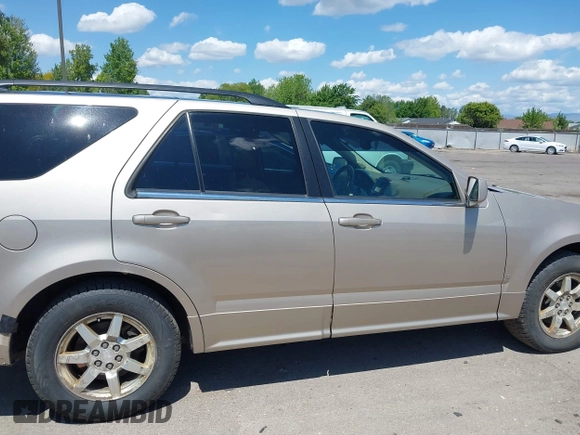 2006 Cadillac SRX z VIN 1GYEE637X60160053, wystawiony jako IAAI lot #42289771 z przebiegiem 140 970 mil mil oraz . Historia ofert i sprzedaży dostępna na DreamBid. Obrazek 6.