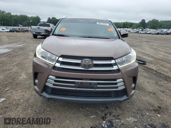 2017 Toyota Highlander Limited with VIN 5TDYZRFH0HS199280, listed as a Copart auction lot 58612645 with 159,282 mi miles and Salvage title. Bid and sale history available at DreamBid. Image 5.