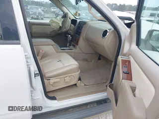 2010 Ford Explorer Eddie Bauer with VIN 1FMEU7EE9AUB13801, listed as a IAAI auction lot 41686055 with 139,641 mi miles. Bid and sale history available at carsss.com. Image 5.