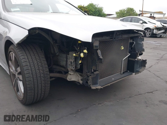 2015 Mercedes-Benz E 350 Sport с VIN WDDHF5KB9FB099983, выставлен на аукционе IAAI как лот 42053451 с пробегом 114 567 миль миль и . История ставок и продаж доступна на DreamBid. Изображение 6.