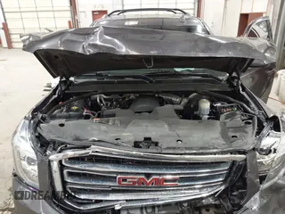 2016 GMC Yukon SLT z VIN 1GKS2BKC2GR320923, wystawiony jako IAAI lot #42196868 z przebiegiem 134 754 mil mil oraz . Historia ofert i sprzedaży dostępna na DreamBid. Obrazek 10.