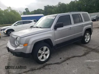 2016 Jeep Patriot Latitude with VIN 1C4NJRFBXGD636184, listed as a Copart auction lot 57332755 with 107,239 mi miles and Clean title. Bid and sale history available at DreamBid. Image 1.