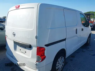 2018 Nissan NV200 SV z VIN 3N6CM0KN2JK695468, wystawiony jako IAAI lot #41782357 z przebiegiem 95 087 mil mil oraz . Historia ofert i sprzedaży dostępna na DreamBid. Obrazek 4.
