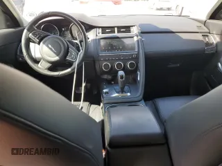 2018 Jaguar E-Pace S z VIN SADFJ2FX0J1Z30102, wystawiony jako Copart lot #48826633 z przebiegiem 27 373 mil mil oraz . Historia ofert i sprzedaży dostępna na DreamBid. Obrazek 8.