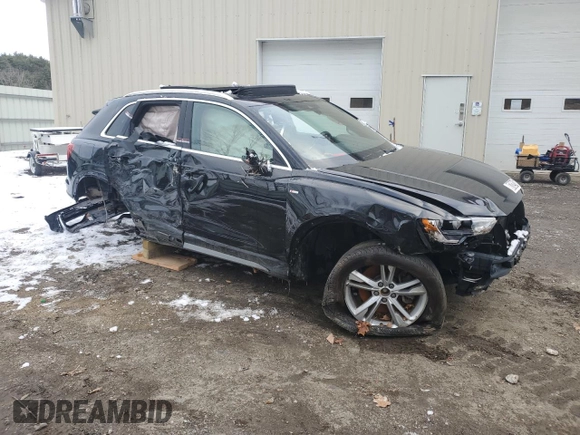 2020 Audi Q3 S line Premium with VIN WA1DECF35L1056563, listed as a Copart auction lot 80702914 with 57,260 mi miles and Clean Title. Bid and sale history available at carsss.com. Image 4.