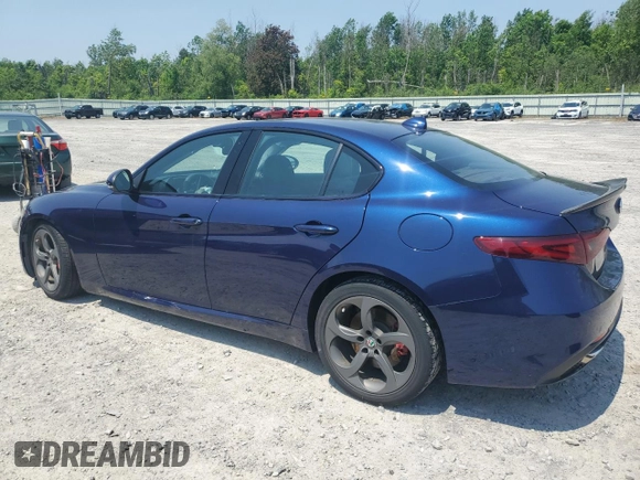 2017 Alfa Romeo Giulia z VIN ZARFAEBN3H7551285, wystawiony jako Copart lot #60861475 z przebiegiem 30 158 mil mil oraz Szkoda całkowita • Salvage title. Historia ofert i sprzedaży dostępna na DreamBid. Obrazek 2.