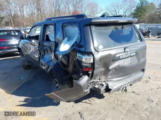 2019 Toyota 4Runner SR5 with VIN JTEBU5JR4K5610914, listed as a IAAI auction lot 41175418 with 101,665 mi miles. Bid and sale history available at carsss.com. Image 3.