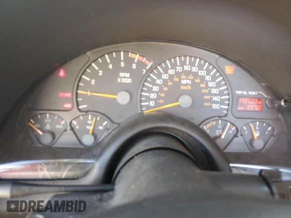 2001 Pontiac Firebird Formula z VIN 2G2FV22G112117625, wystawiony jako Copart lot #81836394 z przebiegiem 142 503 mil mil oraz Szkoda całkowita • Salvage title. Historia ofert i sprzedaży dostępna na DreamBid. Obrazek 9.
