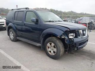 2007 Nissan Pathfinder SE with VIN 5N1AR18W37C606583, listed as a IAAI auction lot 42002618 with 163,904 mi miles. Bid and sale history available at carsss.com. Image 1.