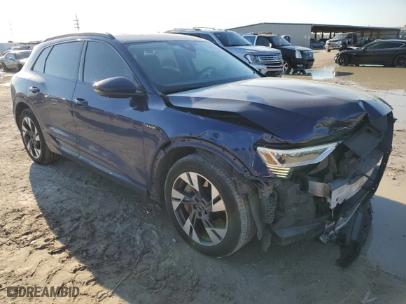 2022 Audi e-tron Premium with VIN WA1AAAGEXNB022571, listed as a Copart auction lot 73378024 with 40,953 mi miles and Salvage Title. Bid and sale history available at carsss.com. Image 4.