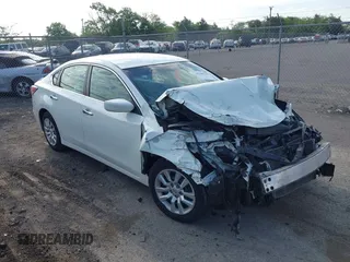 2015 Nissan Altima SV z VIN 1N4AL3AP9FC440062, wystawiony jako IAAI lot #42188125 z przebiegiem 220 589 mil mil oraz . Historia ofert i sprzedaży dostępna na DreamBid. Obrazek 1.