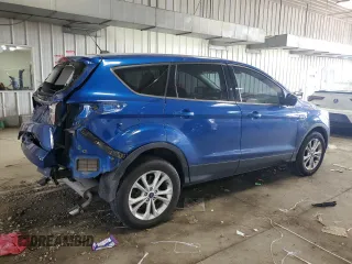2017 Ford Escape SE with VIN 1FMCU9GD8HUB88250, listed as a Copart auction lot 54827775 with 77,673 mi miles and Clean Title. Bid and sale history available at DreamBid. Image 3.