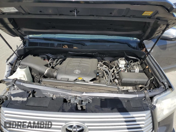 2017 Toyota Tundra Platinum z VIN 5TFAY5F15HX636975, wystawiony jako Copart lot #53922615 z przebiegiem Nie podano mil oraz Szkoda całkowita • Salvage title. Historia ofert i sprzedaży dostępna na DreamBid. Obrazek 11.