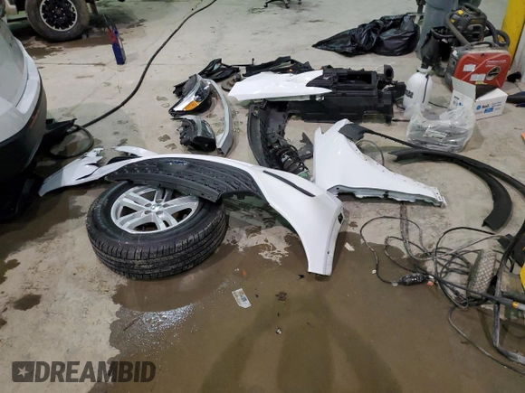 2022 Ford Explorer with VIN 1FMSK7BH2NGB03588, listed as a Copart auction lot 45590645 with 91,453 mi miles and Salvage title. Bid and sale history available at DreamBid. Image 13.