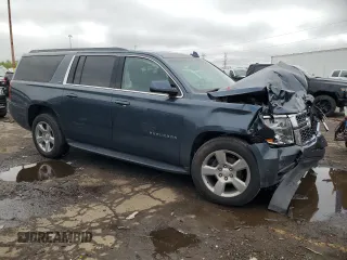 2019 Chevrolet Suburban LT with VIN 1GNSKHKC2KR215247, listed as a Copart auction lot 55659765 with 112,224 mi miles and Clean Title. Bid and sale history available at DreamBid. Image 4.
