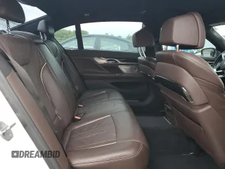 2019 BMW 7 Series 750i xDrive z VIN WBA7F2C50KB240685, wystawiony jako Copart lot #57535395 z przebiegiem 66 300 mil mil oraz Czysty tytuł • Clean title. Historia ofert i sprzedaży dostępna na DreamBid. Obrazek 10.