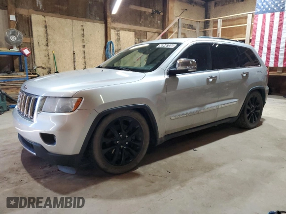 2013 Jeep Grand Cherokee Overland with VIN 1C4RJFCT8DC620547, listed as a Copart auction lot 50946725 with 153,697 mi miles and Clean Title. Bid and sale history available at carsss.com. Image 1.