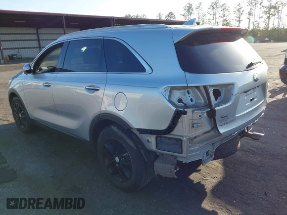 2016 Kia Sorento LX with VIN 5XYPG4A57GG069736, listed as a IAAI auction lot 41954474 with 131,150 mi miles. Bid and sale history available at carsss.com. Image 3.