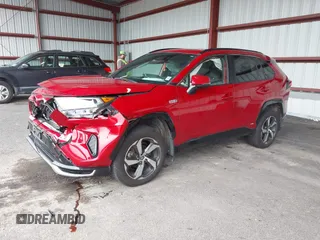 2021 Toyota RAV4 SE with VIN JTMAB3FV8MD044152, listed as a IAAI auction lot 42521714 with 142,710 mi miles and . Bid and sale history available at DreamBid. Image 17.