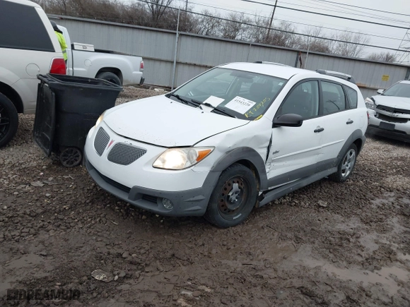 2008 Pontiac Vibe with VIN 5Y2SL65878Z424915, listed as a IAAI auction lot 41543220 with 200,250 mi miles. Bid and sale history available at carsss.com. Image 17.