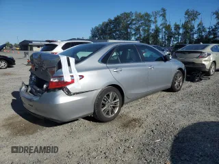 2015 Toyota Camry XLE z VIN 4T1BF1FKXFU100867, wystawiony jako Copart lot #58557775 z przebiegiem 343 934 mil mil oraz Szkoda całkowita • Salvage title. Historia ofert i sprzedaży dostępna na DreamBid. Obrazek 3.