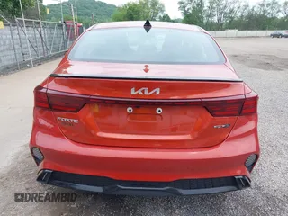 2023 Kia Forte GT-Line z VIN 3KPF54AD3PE629435, wystawiony jako IAAI lot #42280128 z przebiegiem 26 145 mil mil oraz . Historia ofert i sprzedaży dostępna na DreamBid. Obrazek 16.