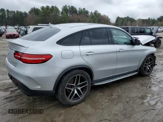 2019 Mercedes-Benz GLE 43 AMG z VIN 4JGED6EB5KA152100, wystawiony jako Copart lot #52577615 z przebiegiem 8 333 mil mil oraz Szkoda całkowita • Salvage title. Historia ofert i sprzedaży dostępna na DreamBid. Obrazek 3.
