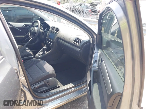 2014 Volkswagen Golf with VIN WVWDB7AJ0EW002332, listed as a IAAI auction lot 42449267 with 55,496 mi miles and . Bid and sale history available at DreamBid. Image 5.