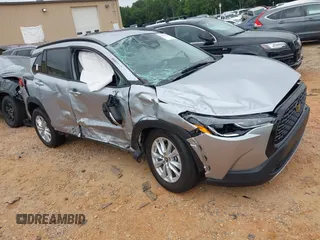 2023 Toyota Corolla Cross LE с VIN 7MUCAAAG5PV041782, выставлен на аукционе IAAI как лот 42694019 с пробегом 27 992 миль миль и . История ставок и продаж доступна на DreamBid. Изображение 1.