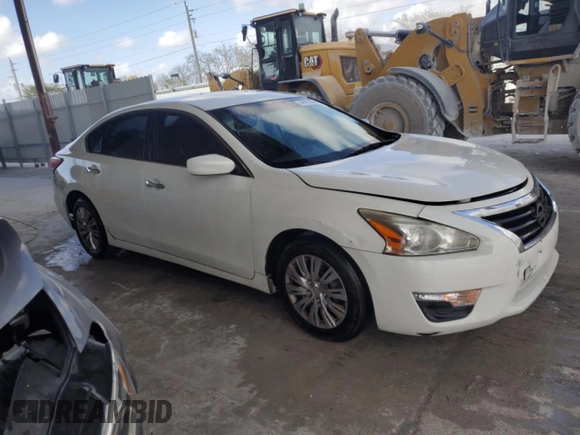 2015 Nissan Altima 2.5 S with VIN 1N4AL3AP0FC198200, listed as a Copart auction lot 54127355 with 180,725 mi miles and Clean Title. Bid and sale history available at carsss.com. Image 4.