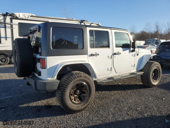 2018 Jeep Wrangler JK Unlimited Sahara with VIN 1C4BJWEG9JL937671, listed as a Copart auction lot 41369625 with 89,271 mi miles and Salvage Title. Bid and sale history available at carsss.com. Image 3.