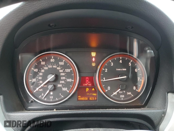 2013 BMW 3 Series 335i with VIN WBADX7C51DJ590221, listed as a Copart auction lot 88928575 with 98,558 mi miles and Salvage Title. Bid and sale history available at DreamBid. Image 9.