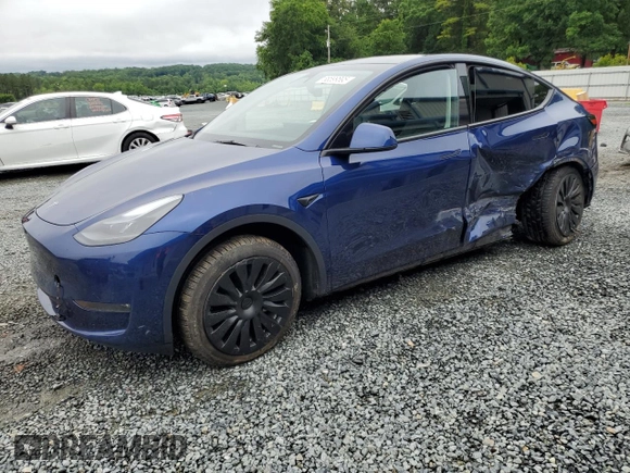 2024 Tesla Model Y Long Range with VIN 7SAYGDEE2RA246685, listed as a Copart auction lot 58699895 with 15,803 mi miles and Salvage title. Bid and sale history available at DreamBid. Image 1.