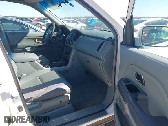 2003 Honda Pilot EX with VIN 2HKYF18523H578342, listed as a IAAI auction lot 41476959 with 367,541 mi miles and . Bid and sale history available at DreamBid. Image 5.