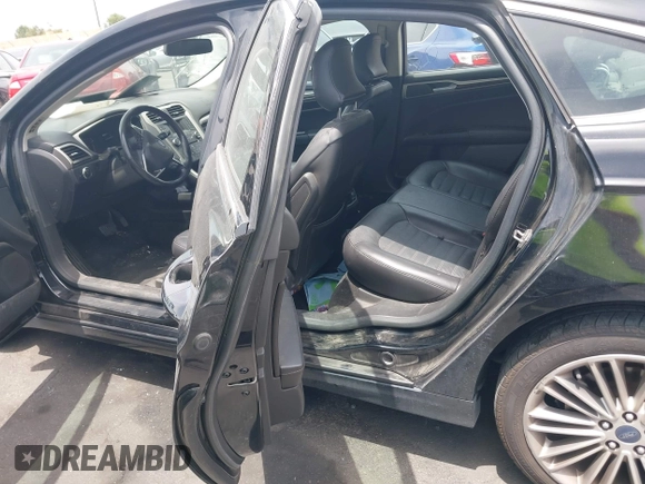 2016 Ford Fusion SE с VIN 3FA6P0H95GR188071, выставлен на аукционе IAAI как лот 42245032 с пробегом 152 585 миль миль и . История ставок и продаж доступна на DreamBid. Изображение 8.