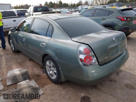 2006 Nissan Altima 2.5 with VIN 1N4AL11D66N351757, listed as a IAAI auction lot 41709864 with 189,486 mi miles. Bid and sale history available at carsss.com. Image 3.