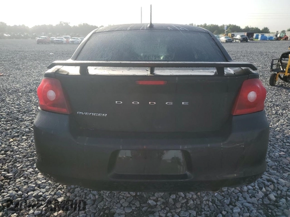 2013 Dodge Avenger SXT with VIN 1C3CDZCG1DN628564, listed as a Copart auction lot 61000835 with 38,975 mi miles and Salvage title. Bid and sale history available at DreamBid. Image 6.