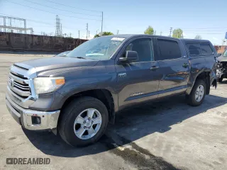 2017 Toyota Tundra 2WD SR5 with VIN 5TFEY5F13HX223809, listed as a Copart auction lot 51860385 with 83,249 mi miles and Salvage Title. Bid and sale history available at carsss.com. Image 1.