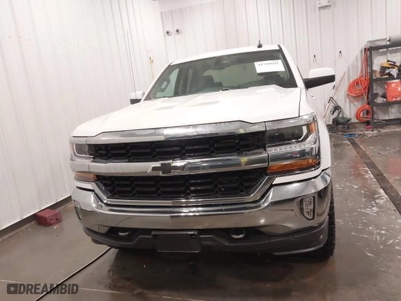2018 Chevrolet Silverado 1500 LT with VIN 1GCVKREC1JZ313675, listed as a IAAI auction lot 41799041 with 98,634 mi miles. Bid and sale history available at carsss.com. Image 12.