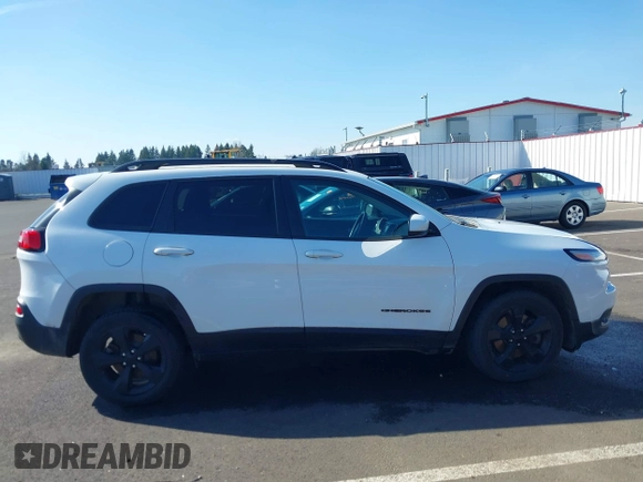 2018 Jeep Cherokee Latitude with VIN 1C4PJLCX9JD523890, listed as a IAAI auction lot 41741698 with 67,043 mi miles. Bid and sale history available at carsss.com. Image 14.