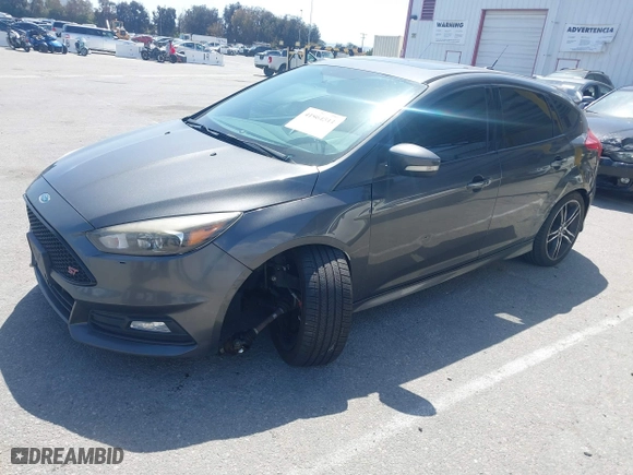 2015 Ford Focus ST with VIN 1FADP3L94FL241243, listed as a IAAI auction lot 41964511 with 97,259 mi miles. Bid and sale history available at carsss.com. Image 17.