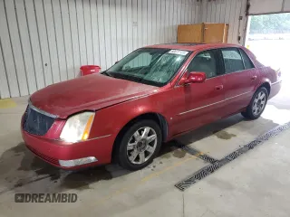 2007 Cadillac DTS Luxury I z VIN 1G6KD57Y97U160132, wystawiony jako Copart lot #60872185 z przebiegiem 135 440 mil mil oraz Szkoda całkowita • Salvage title. Historia ofert i sprzedaży dostępna na DreamBid. Obrazek 1.